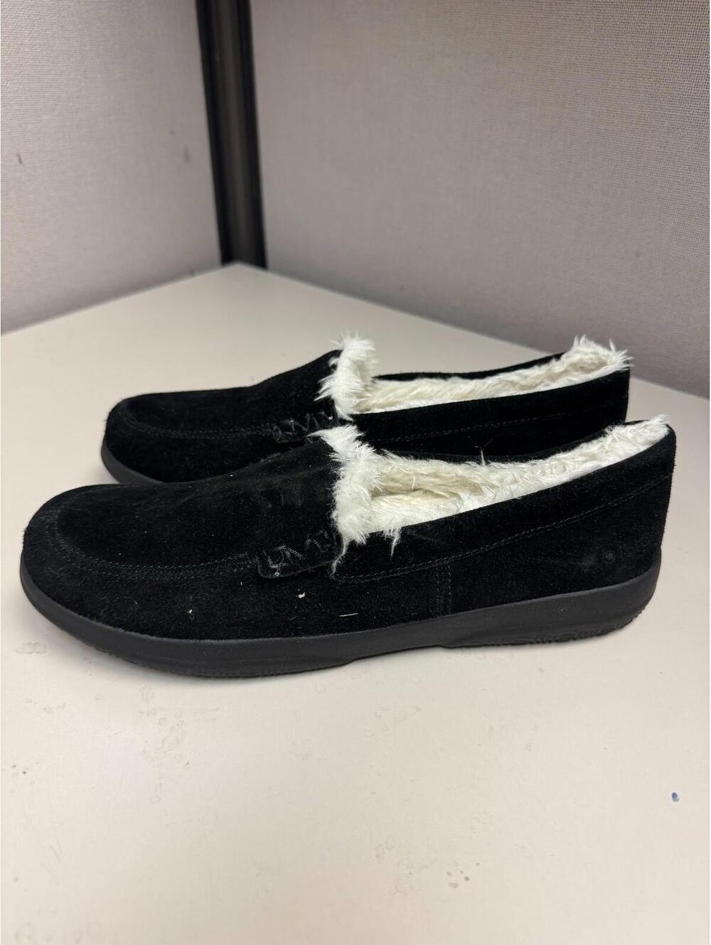 Vionic Women's Lynez Black Suede Slipper Size 9.5